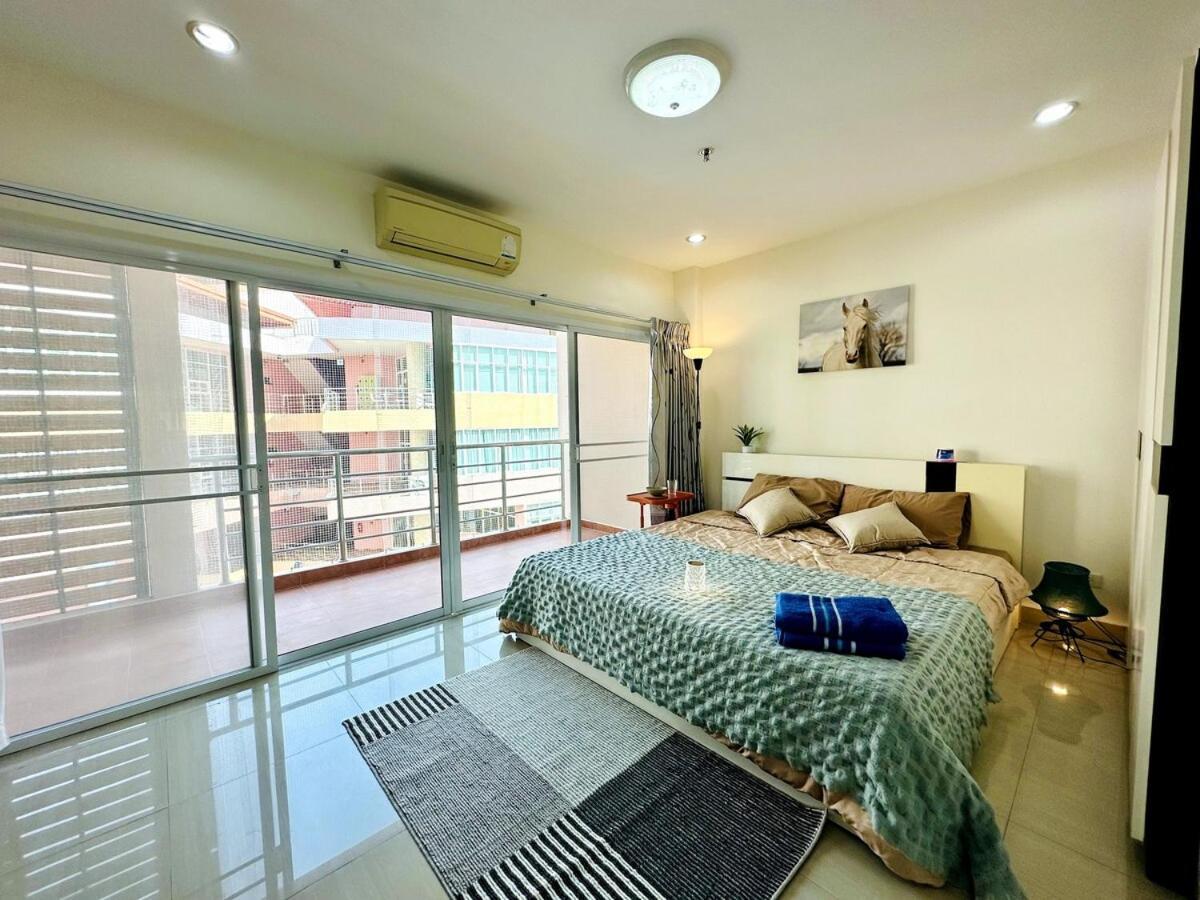 Wisdom Burg Bangsaen, Pool, Gym Aparthotel Ban Rong Khoei Ngoại thất bức ảnh