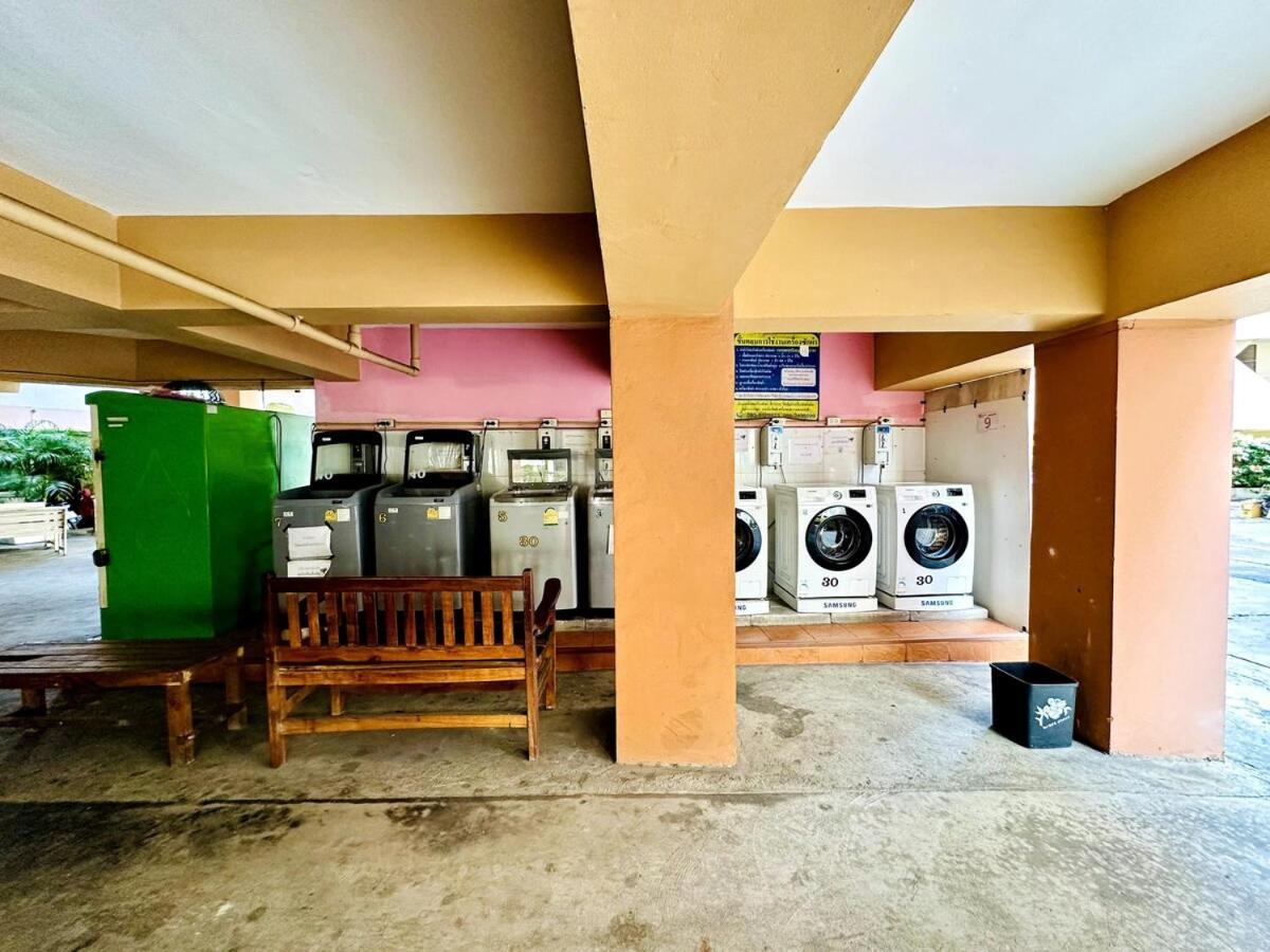 Wisdom Burg Bangsaen, Pool, Gym Aparthotel Ban Rong Khoei Ngoại thất bức ảnh
