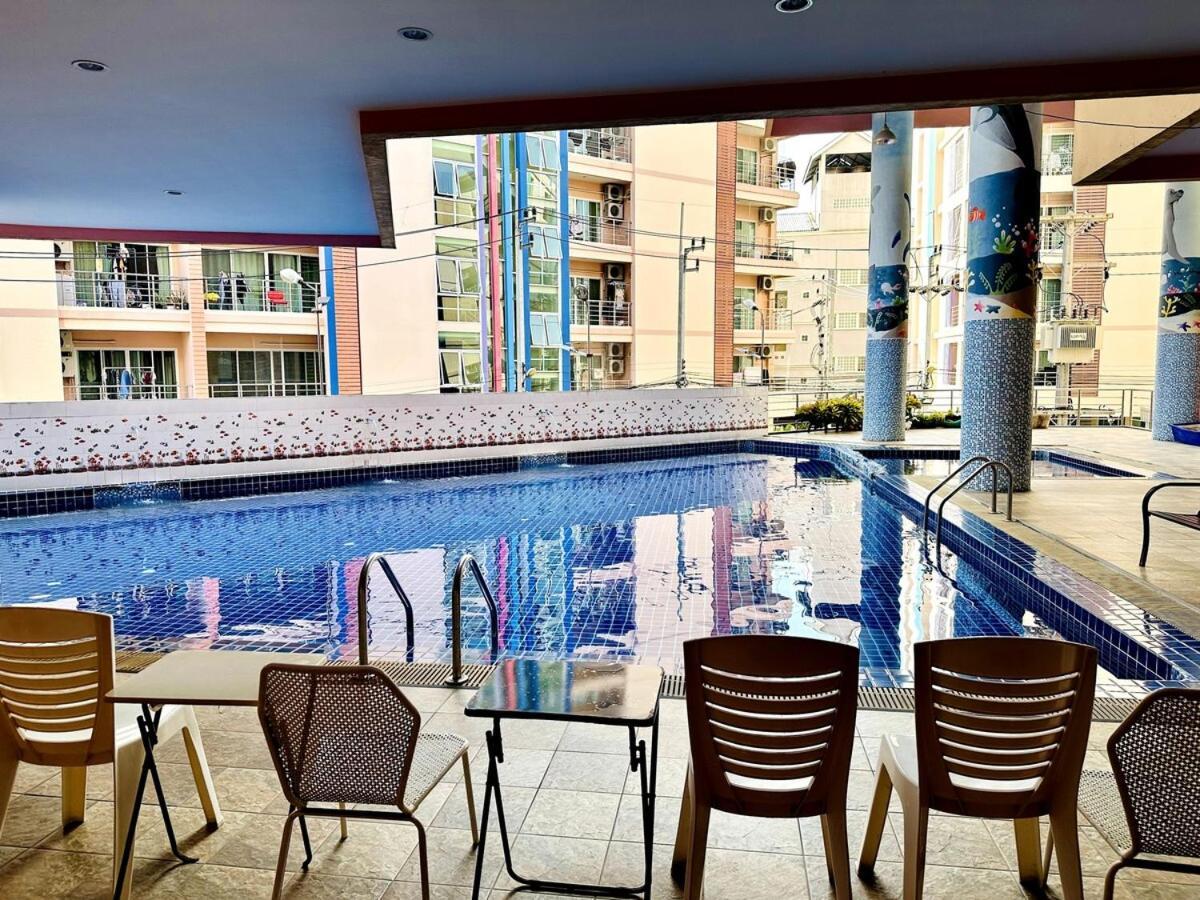 Wisdom Burg Bangsaen, Pool, Gym Aparthotel Ban Rong Khoei Ngoại thất bức ảnh