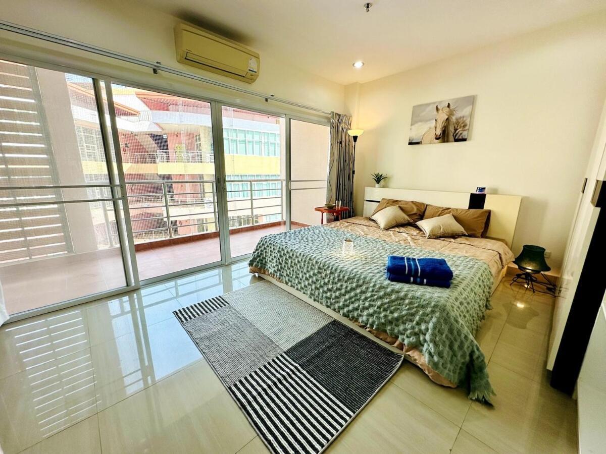 Wisdom Burg Bangsaen, Pool, Gym Aparthotel Ban Rong Khoei Ngoại thất bức ảnh