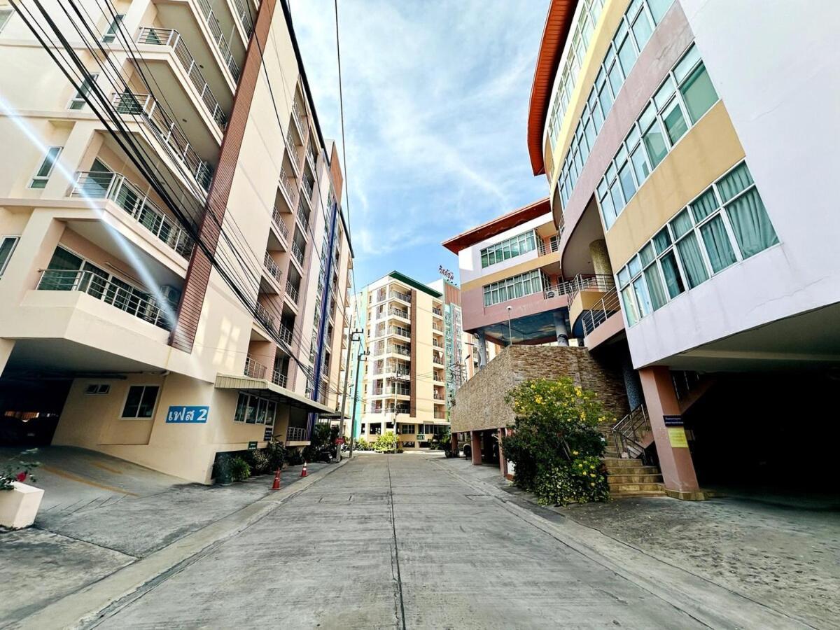 Wisdom Burg Bangsaen, Pool, Gym Aparthotel Ban Rong Khoei Ngoại thất bức ảnh