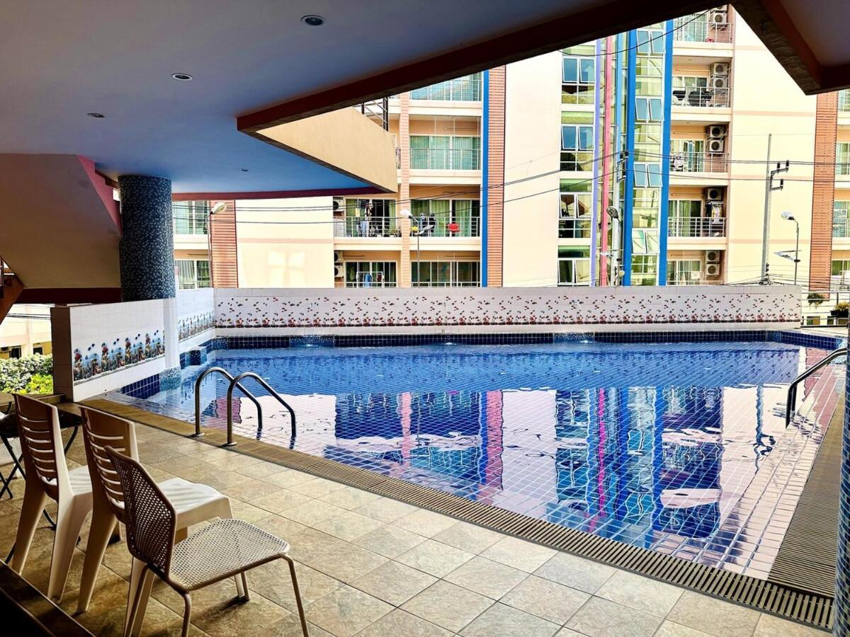 Wisdom Burg Bangsaen, Pool, Gym Aparthotel Ban Rong Khoei Ngoại thất bức ảnh